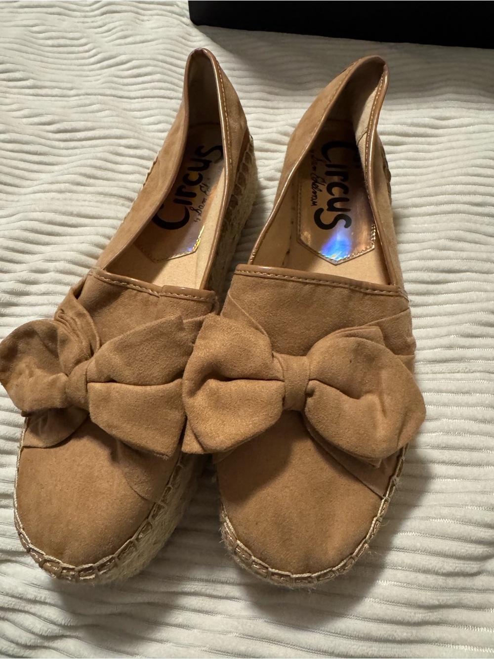 Circus by Sam Edelman Tan Bow Espadrille Slip-Ons